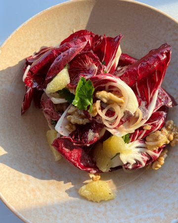 Radicchio with grapefruit